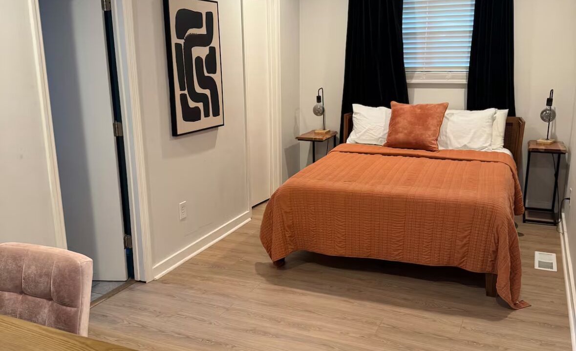 Photo of Bedroom in Crestline Heights