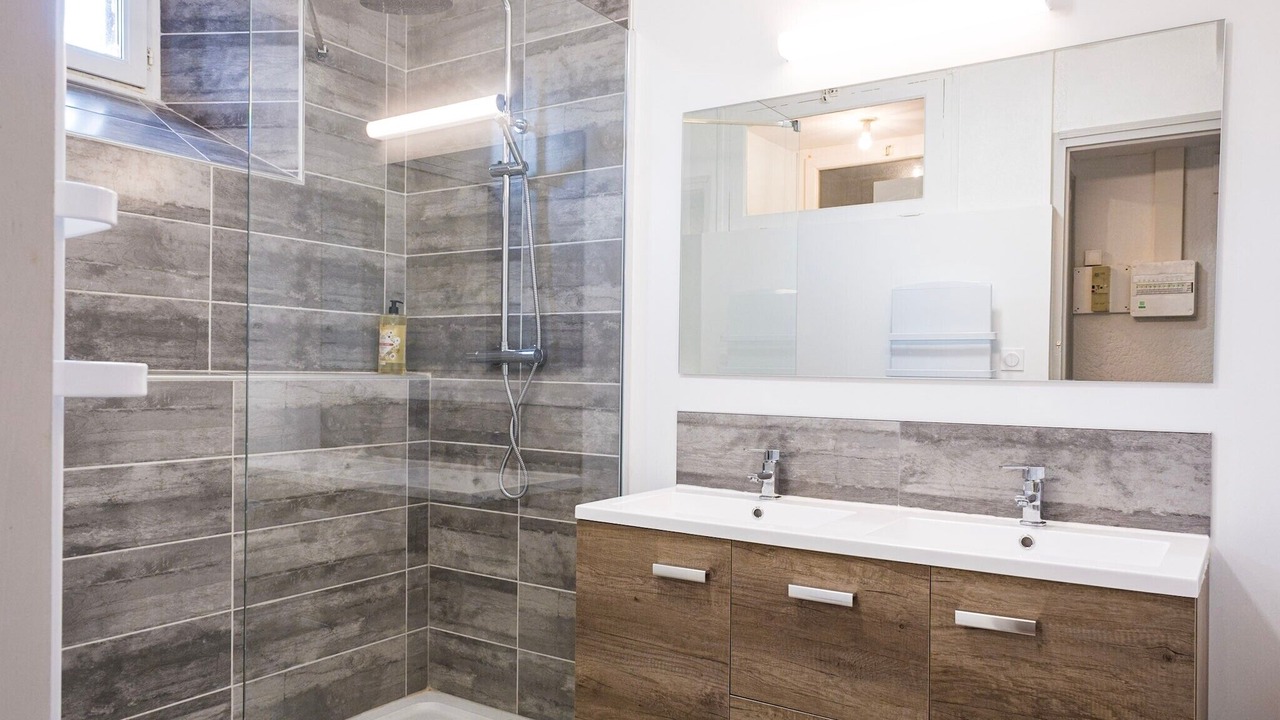 Photo of Bathroom in Bagneres-de-Bigorre