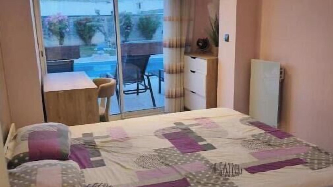 Photo of Bedroom in Meyzieu