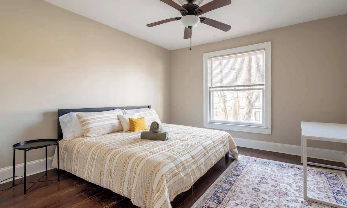 Photo of Bedroom in Crescent Hill