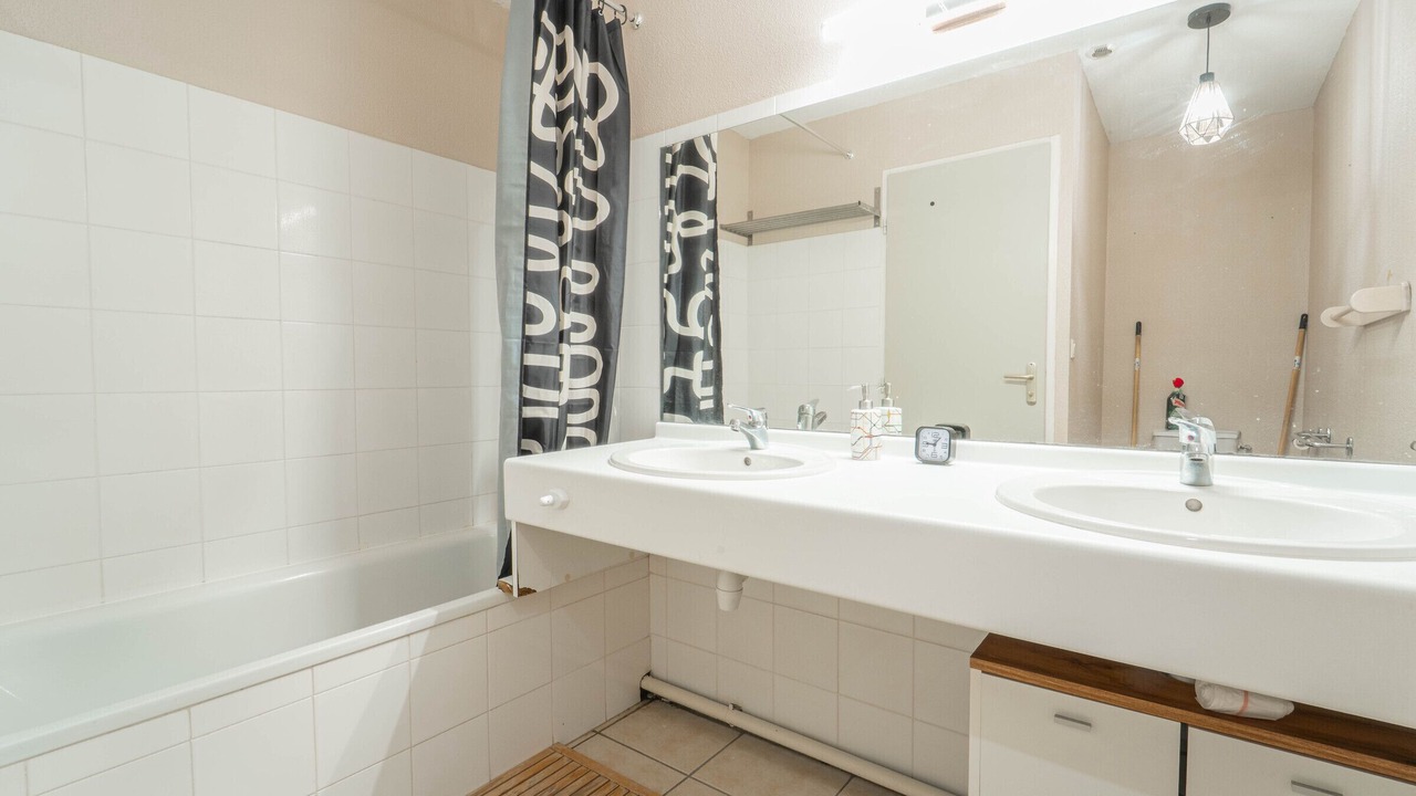 Photo of Bathroom in Bias