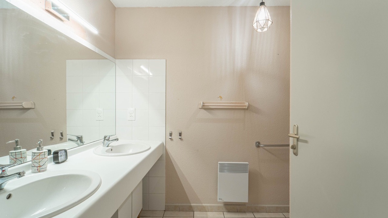 Photo of Bathroom in Bias