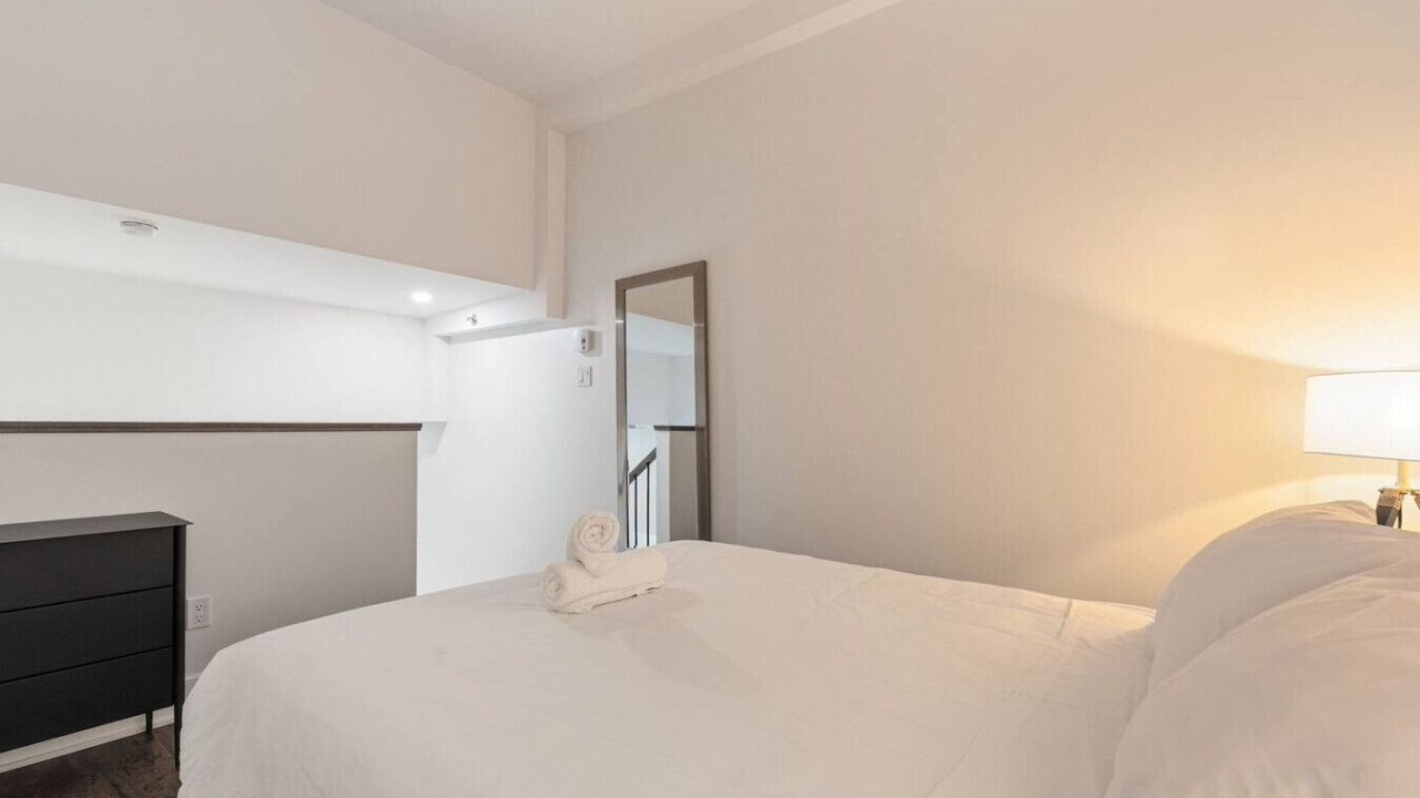 Photo of Bedroom in Chinatown