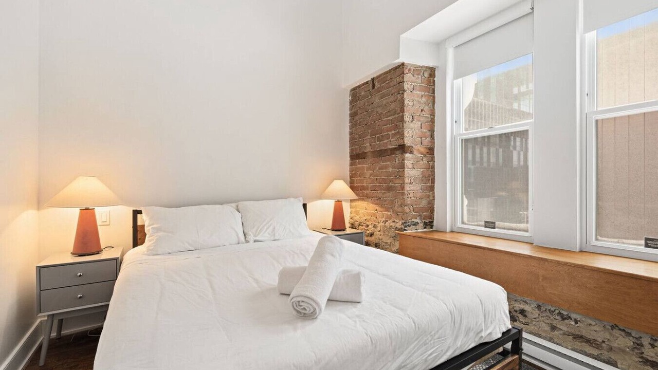 Photo of Bedroom in Chinatown