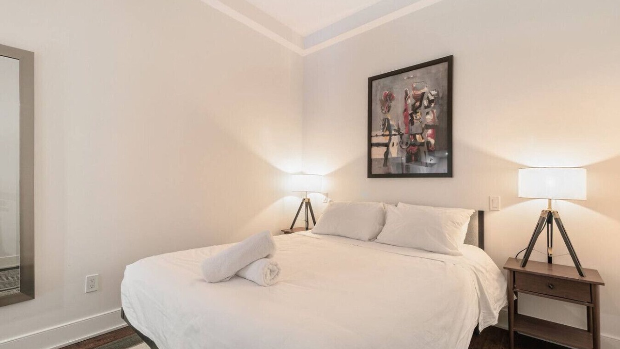 Photo of Bedroom in Chinatown