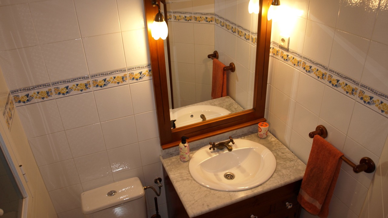 Photo of Bathroom in Batres