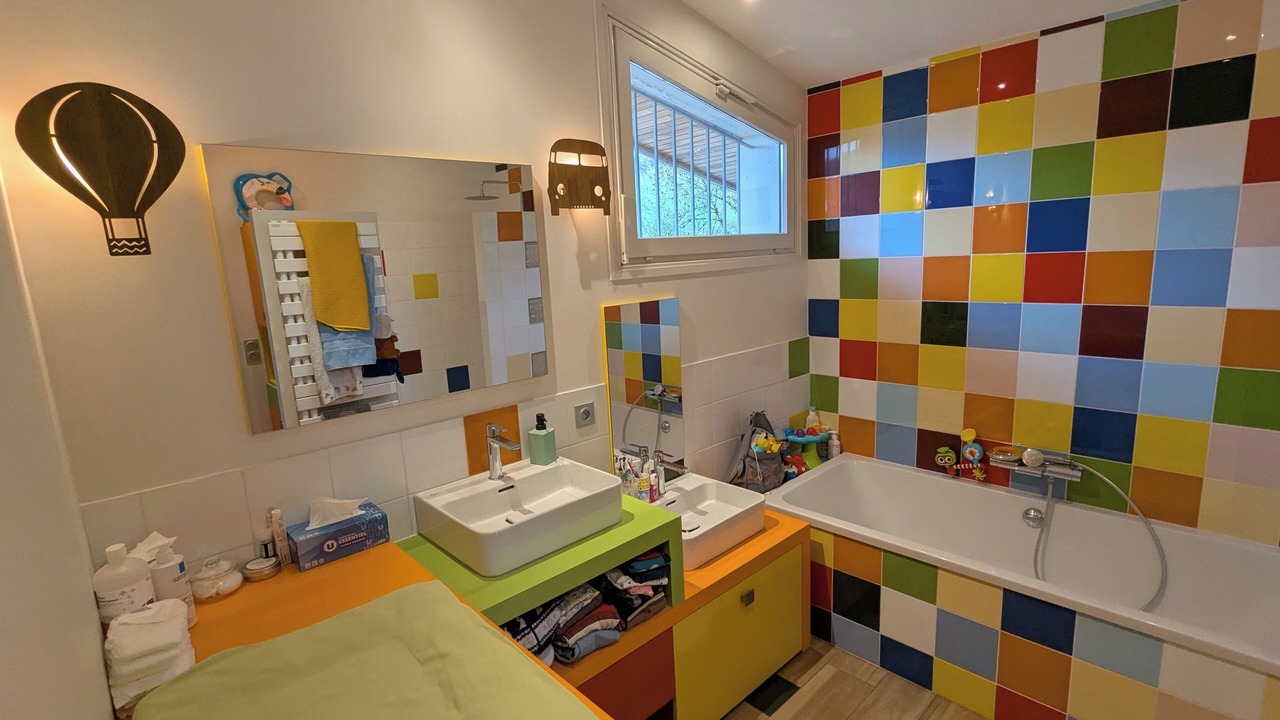 Photo of Bathroom in Saint-Jorioz