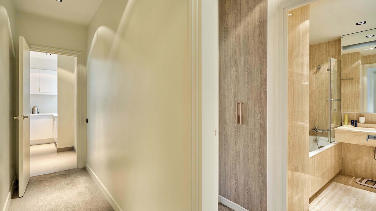 Photo of Bathroom in Neuilly-sur-Seine