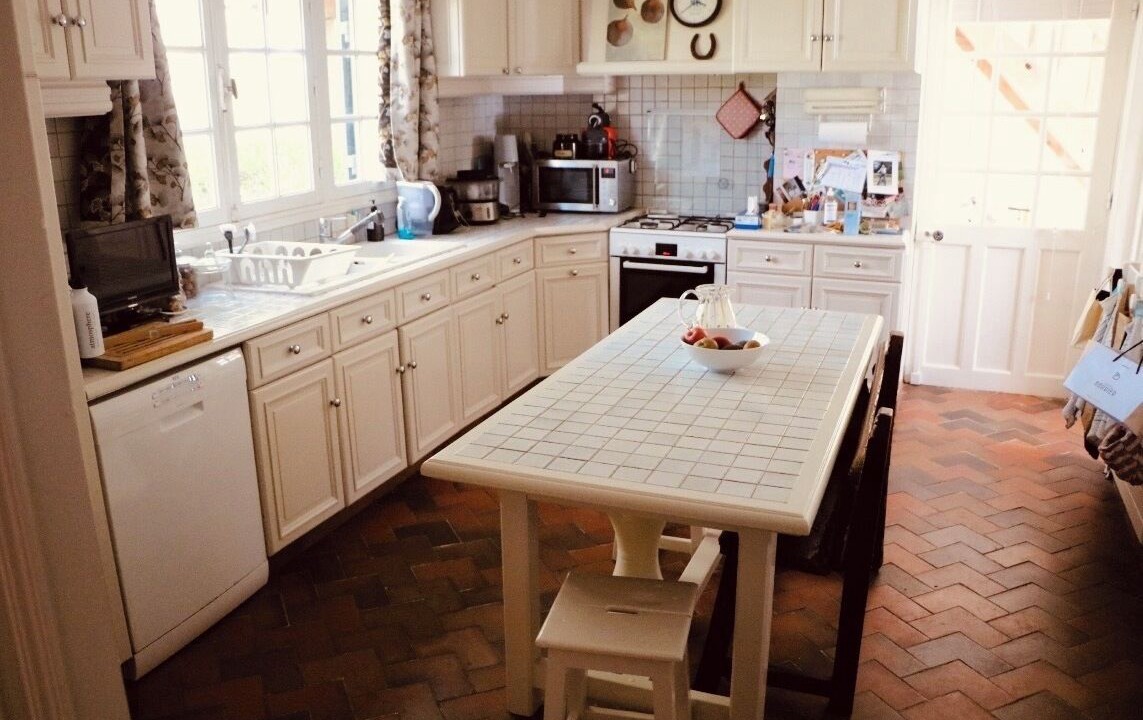 Photo of Kitchen in Bourdonne