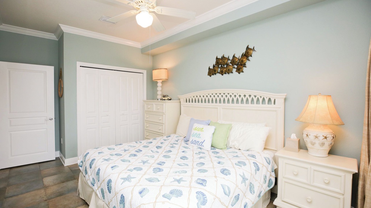 Photo of Bedroom in White Sands