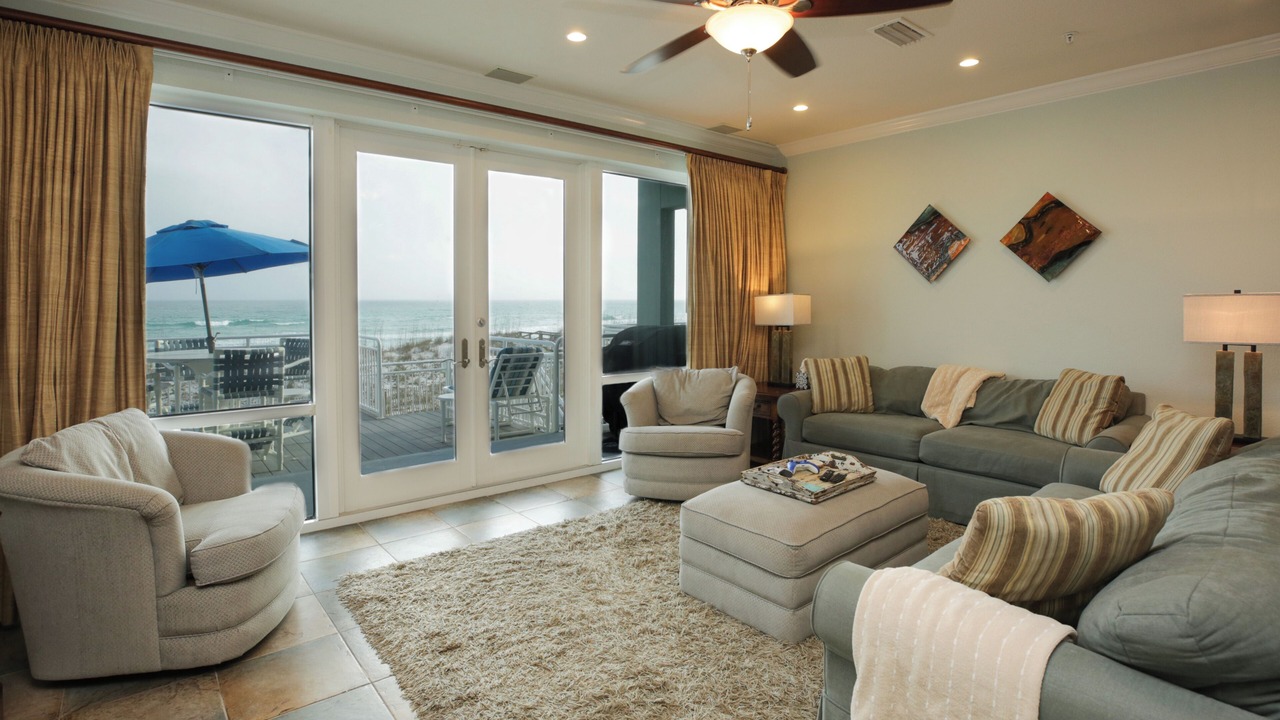 Photo of Livingroom in White Sands