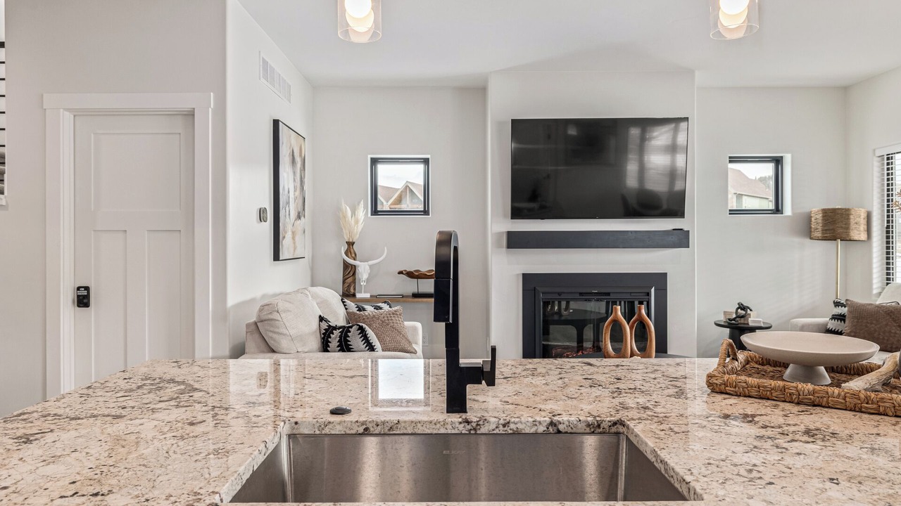 Photo of Livingroom in Grand Elk Ranch