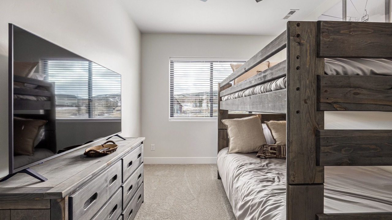 Photo of Bedroom in Grand Elk Ranch