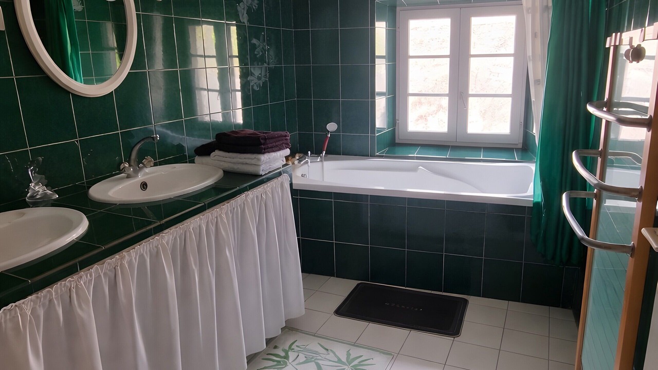 Photo of Bathroom in Saint-Vert