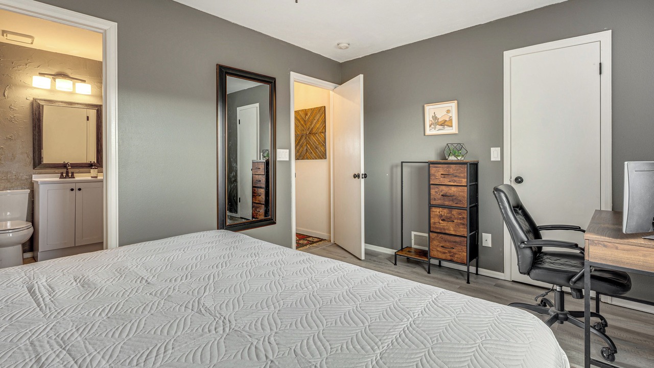Photo of Bedroom in Walnut Grove