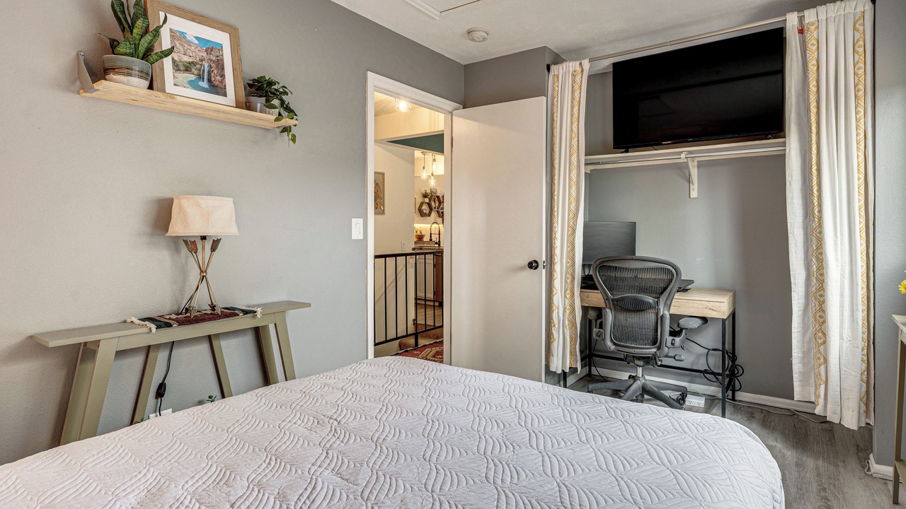 Photo of Bedroom in Walnut Grove