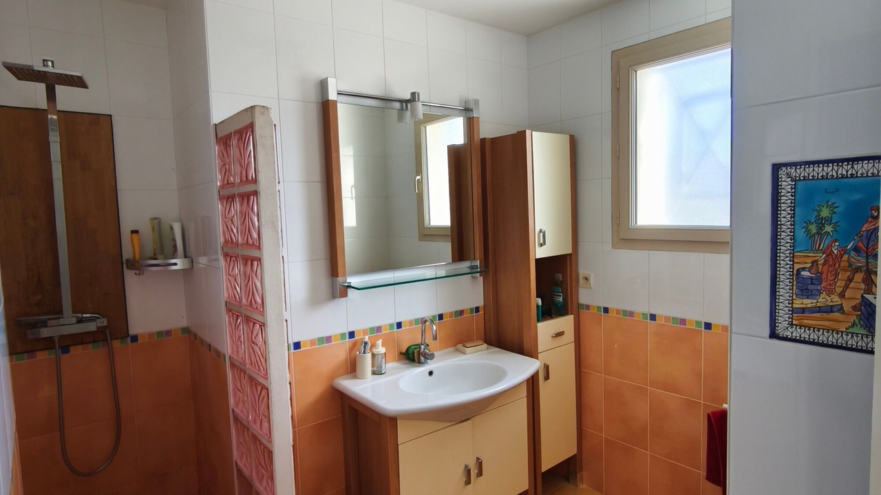 Photo of Bathroom in Charly