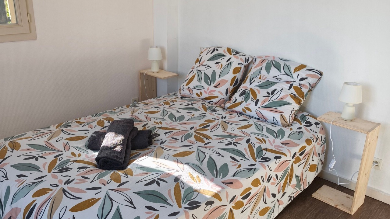 Photo of Bedroom in Charly