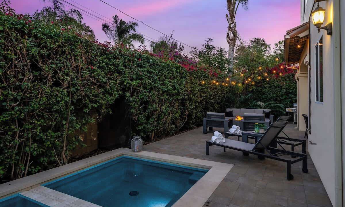 Photo of Patio Balcony in Lake Balboa