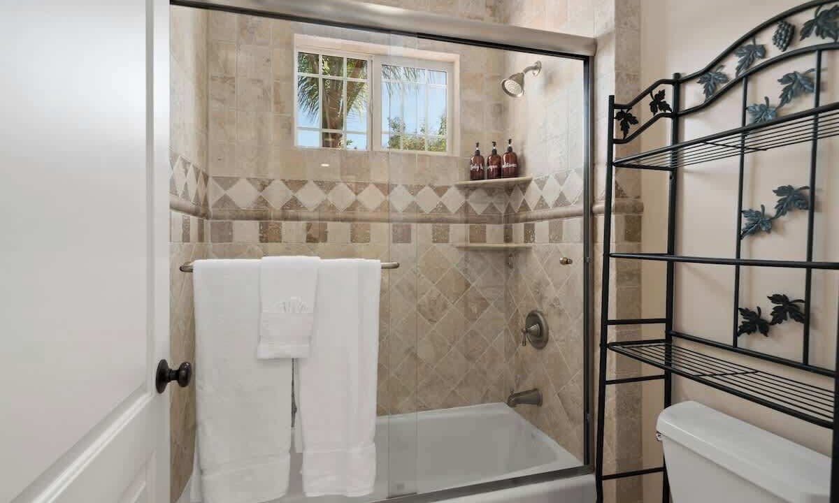 Photo of Bathroom in Lake Balboa
