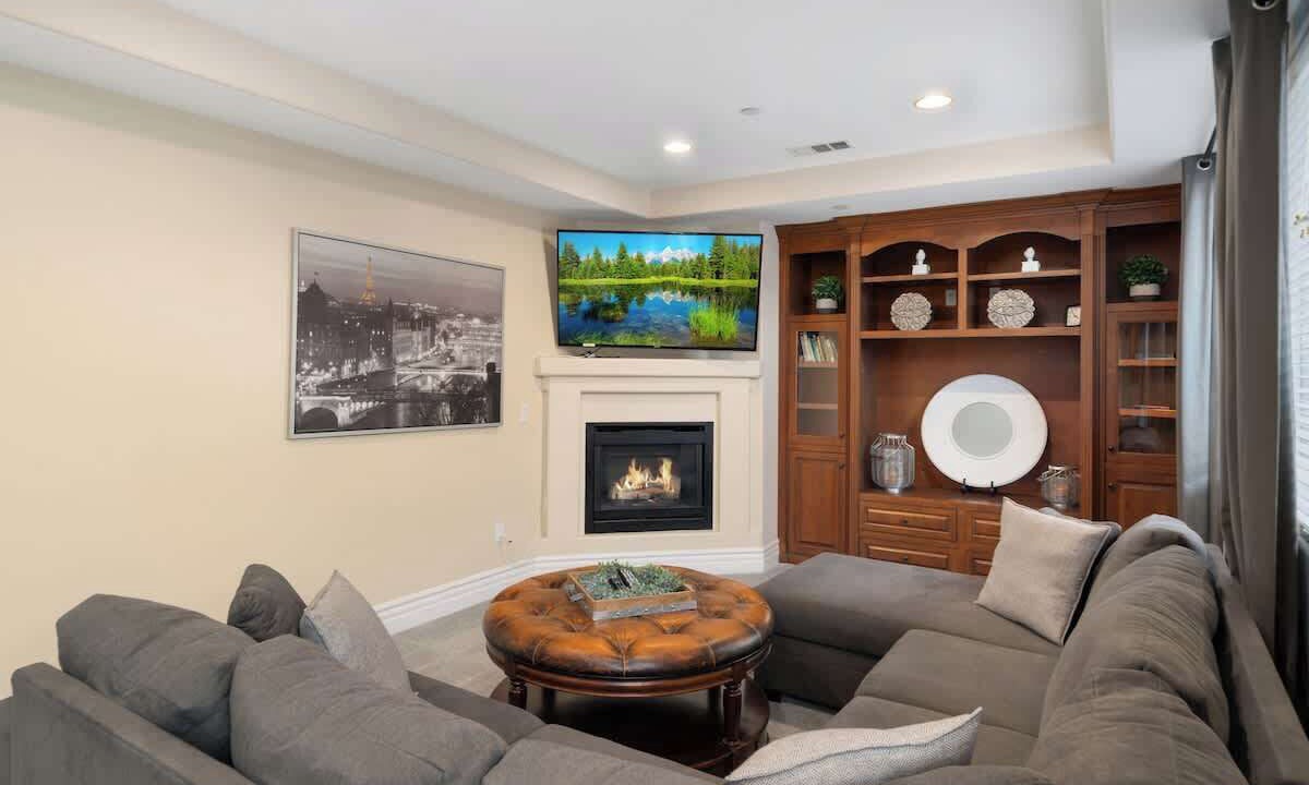 Photo of Livingroom in Lake Balboa