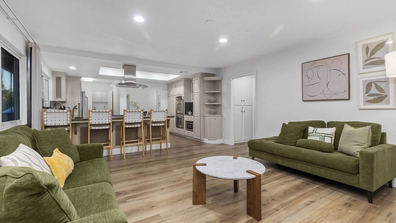 Photo of Livingroom in Chino Hills