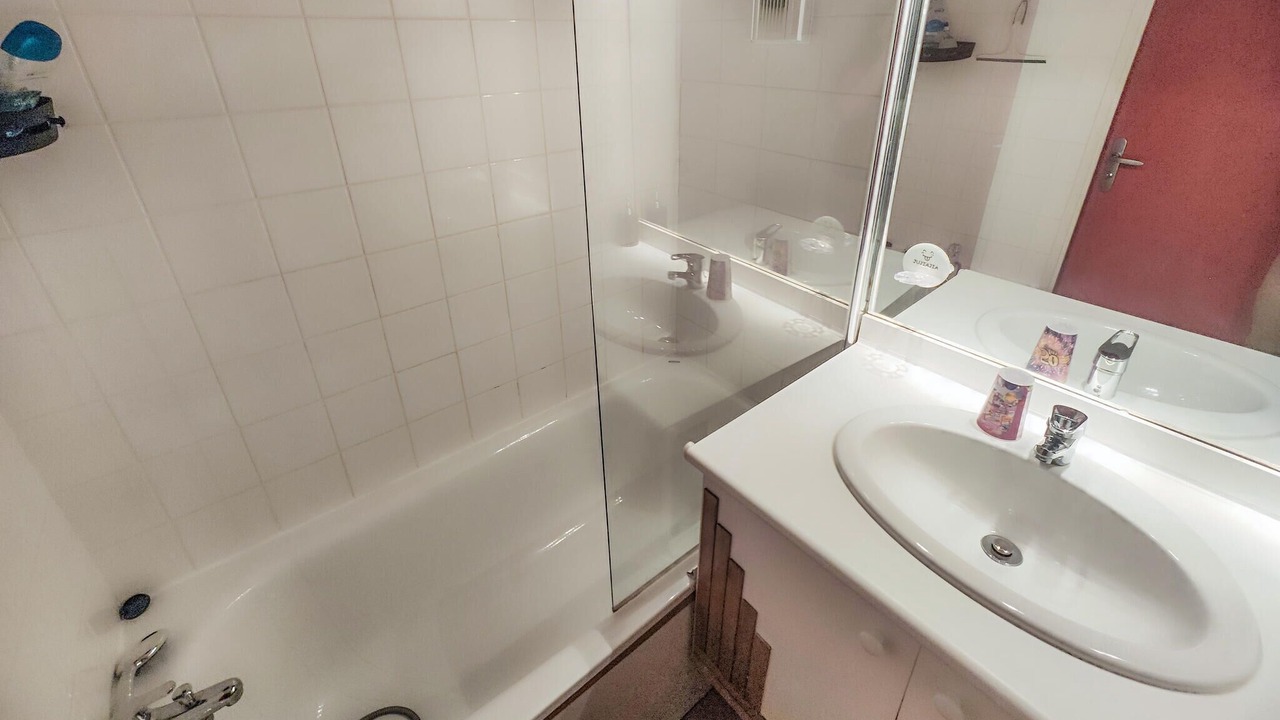 Photo of Bathroom in La Salvetat-sur-Agout