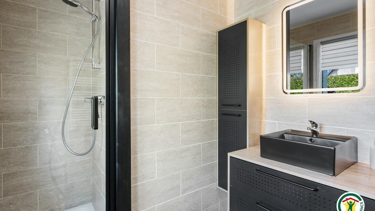 Photo of Bathroom in Beaurepaire