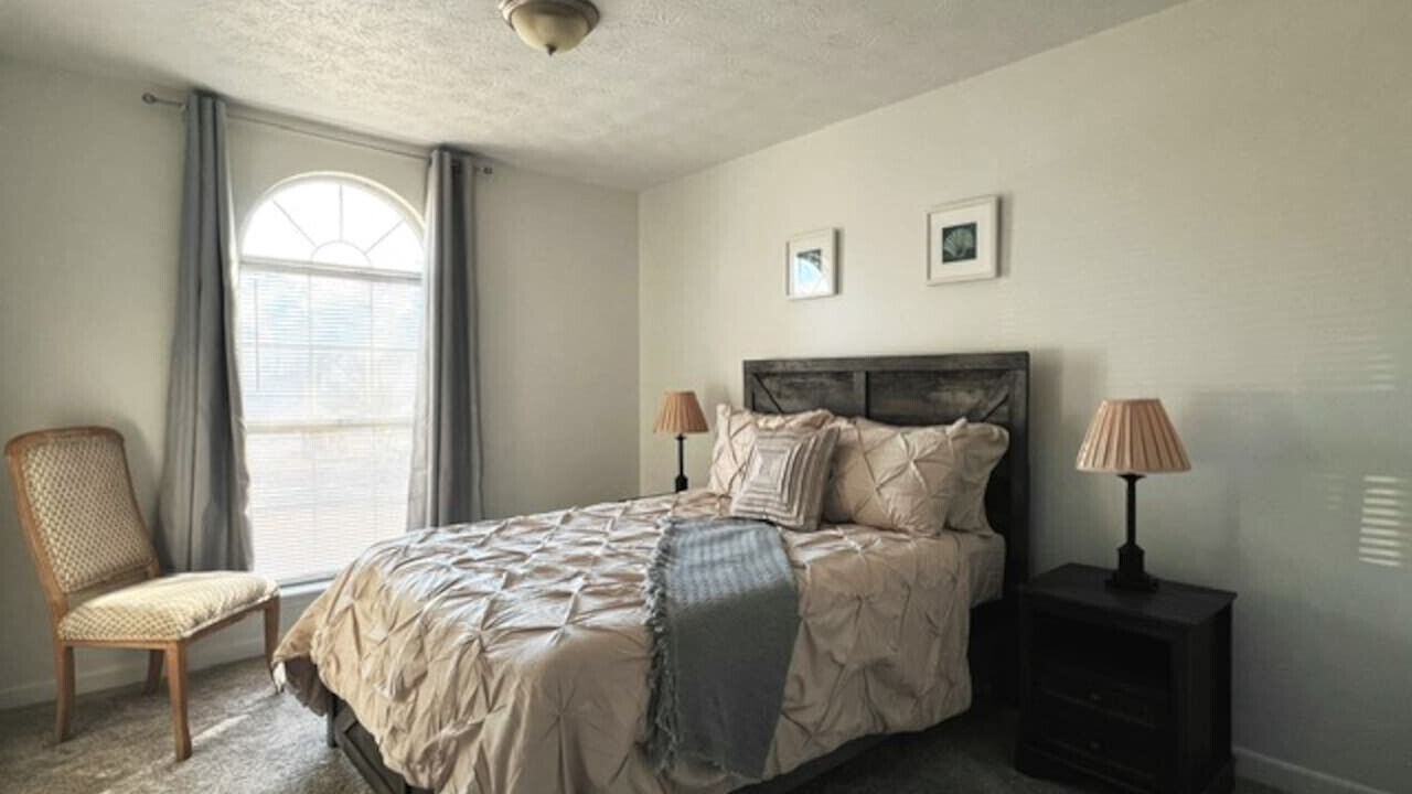 Photo of Bedroom in Irondale