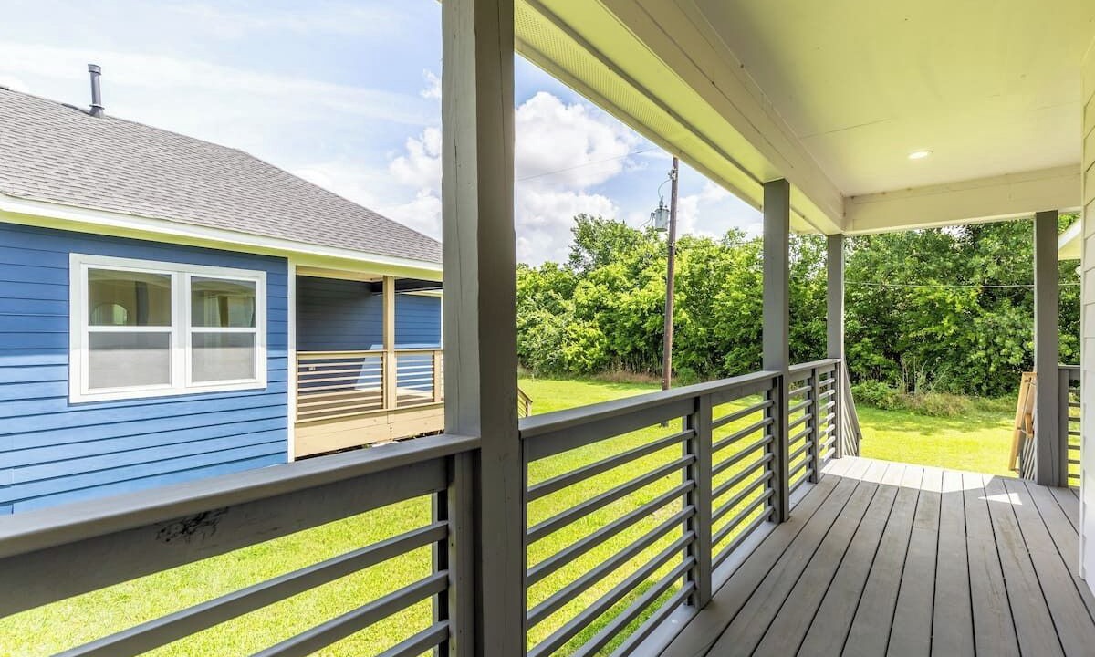 Photo of Patio Balcony in Lawndale/ Wayside