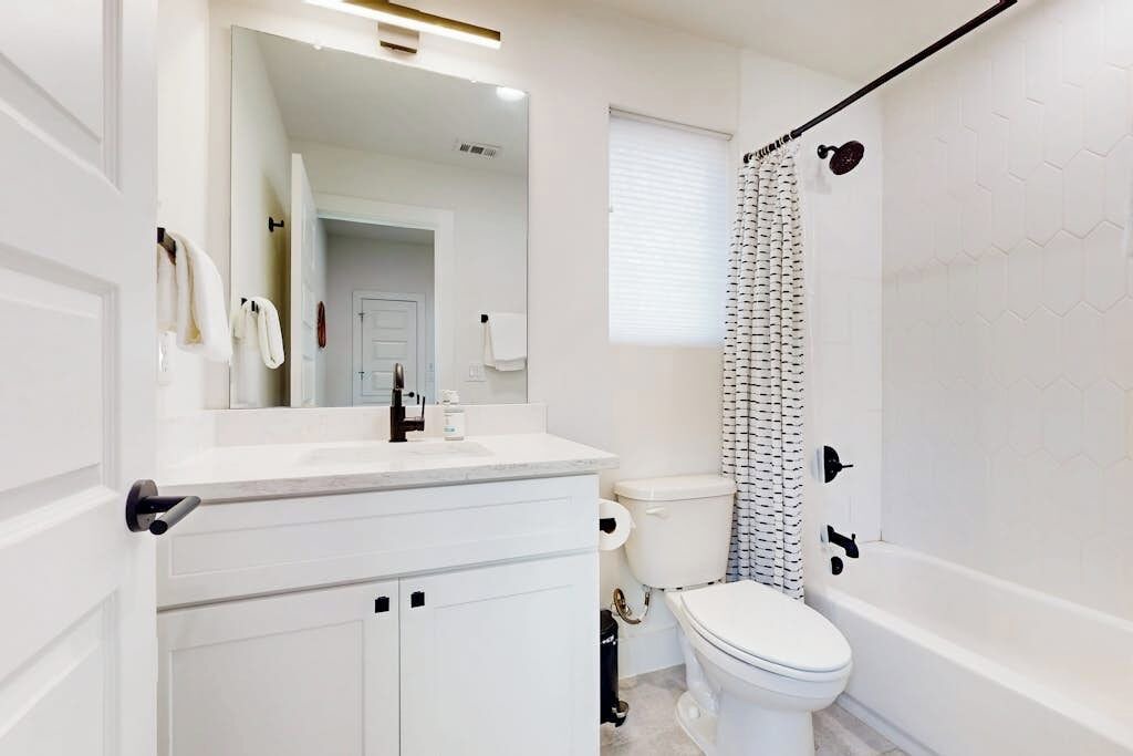 Photo of Bathroom in Foster Heights