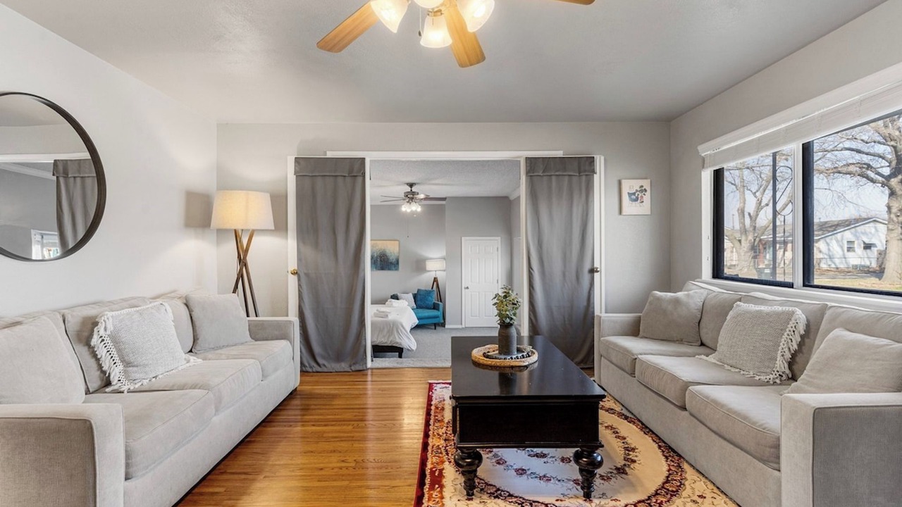 Photo of Livingroom in Owasso