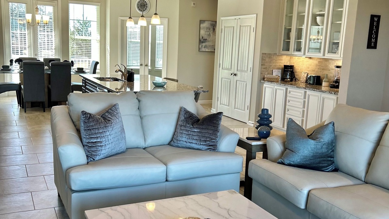 Photo of Livingroom in League City