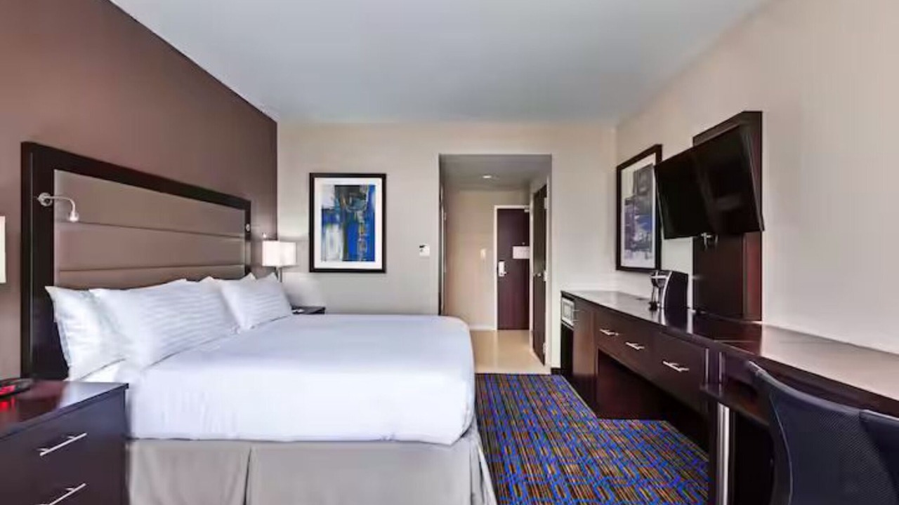 Photo of Bedroom in The Colony