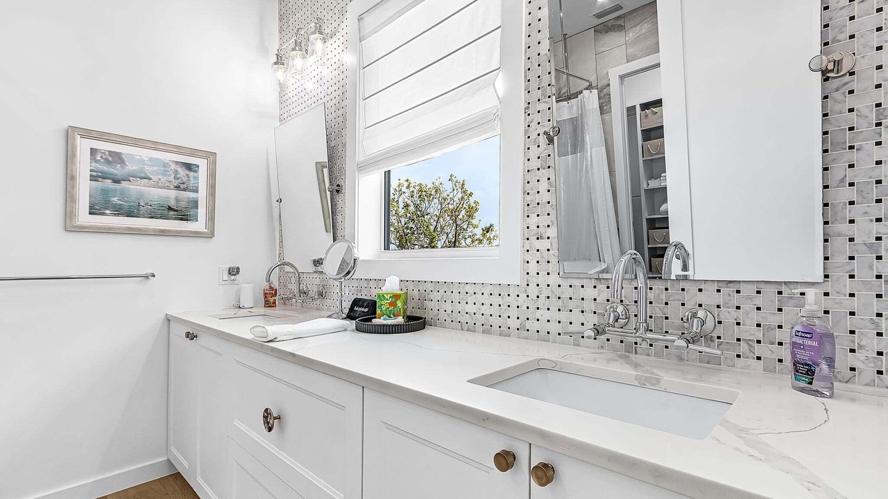 Photo of Bathroom in Bokeelia