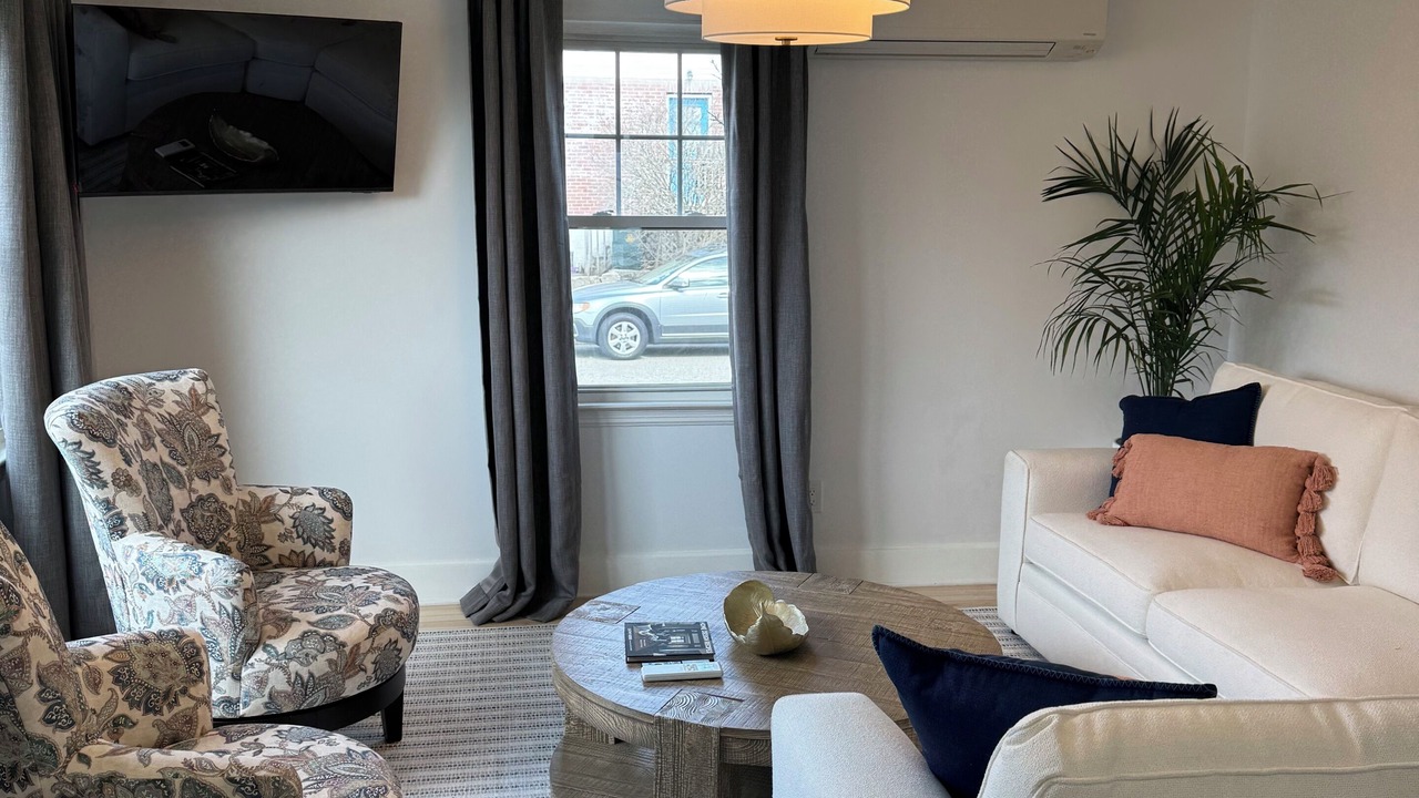 Photo of Livingroom in New London