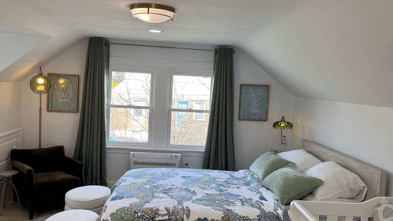 Photo of Bedroom in New London