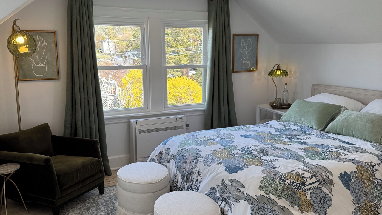 Photo of Bedroom in New London