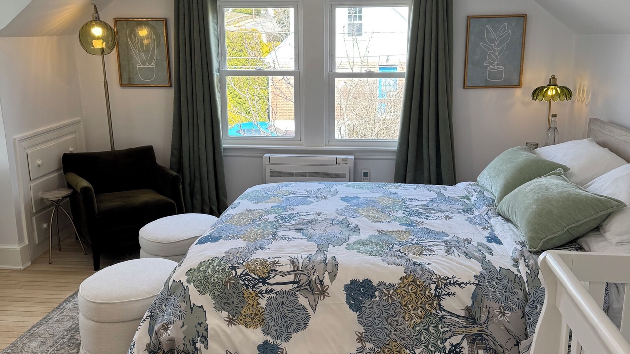 Photo of Bedroom in New London