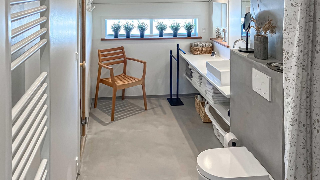 Photo of Bathroom in Trans