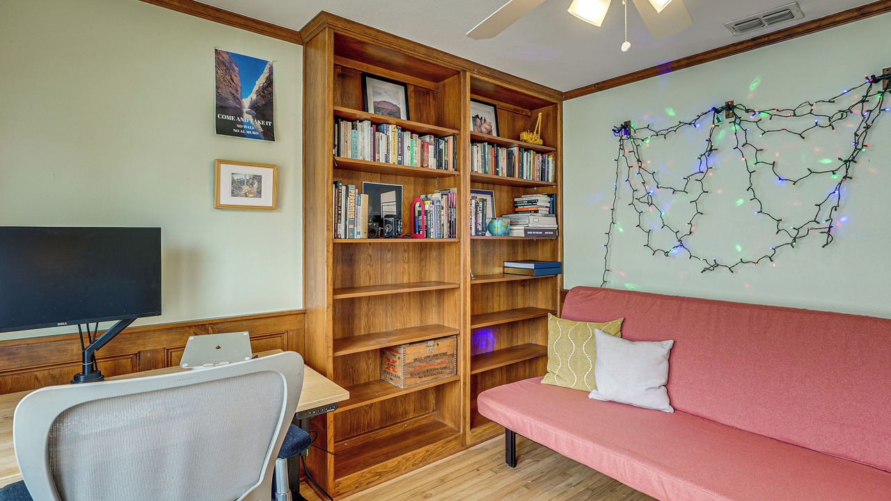 Photo of Livingroom in North Loop