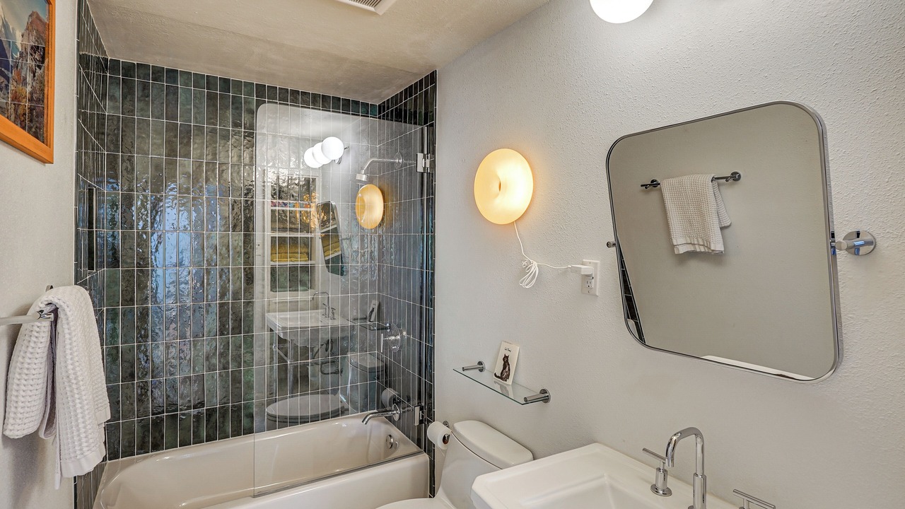 Photo of Bathroom in North Loop