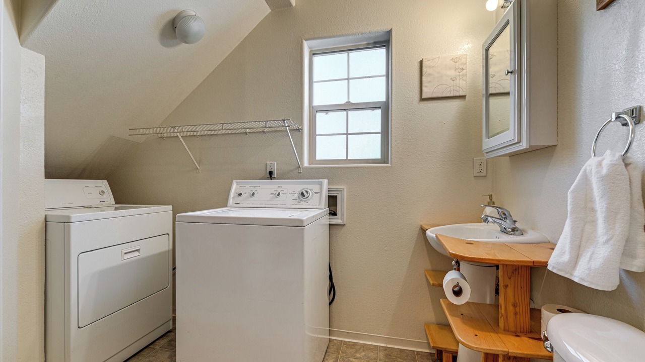 Photo of Bathroom in Cave Junction