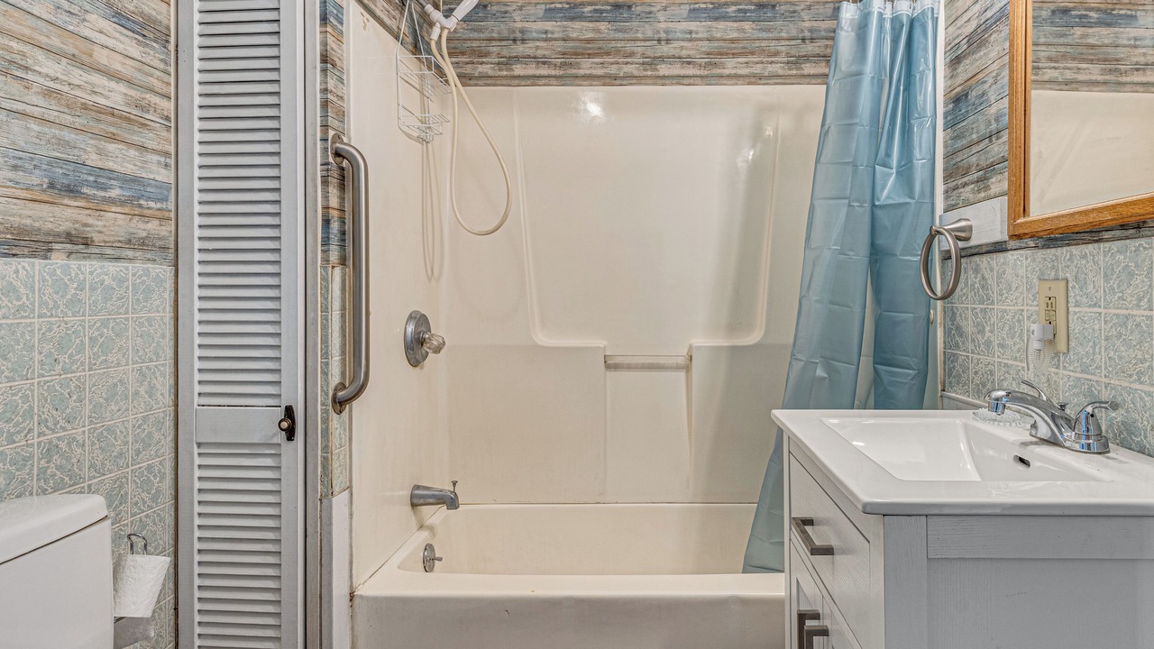 Photo of Bathroom in Sullivan