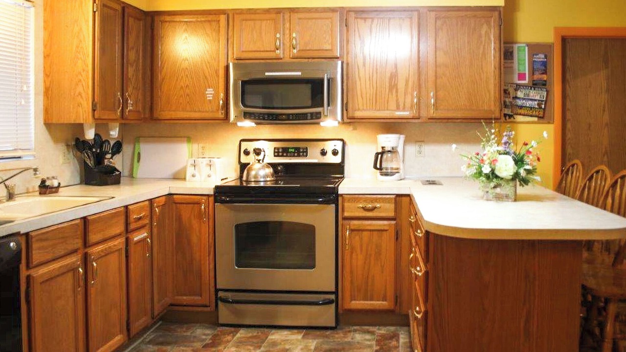 Photo of Kitchen in West Yellowstone