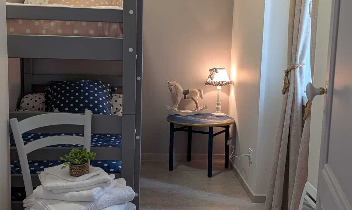 Photo of Bedroom in Seyches
