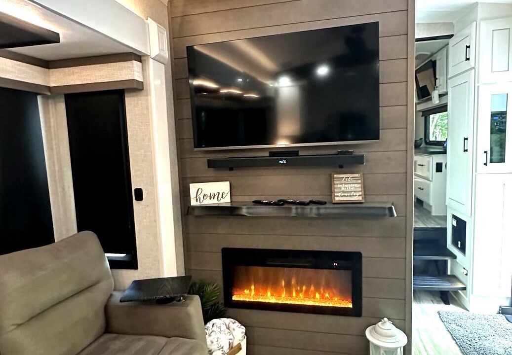 Photo of Livingroom in Ocoee