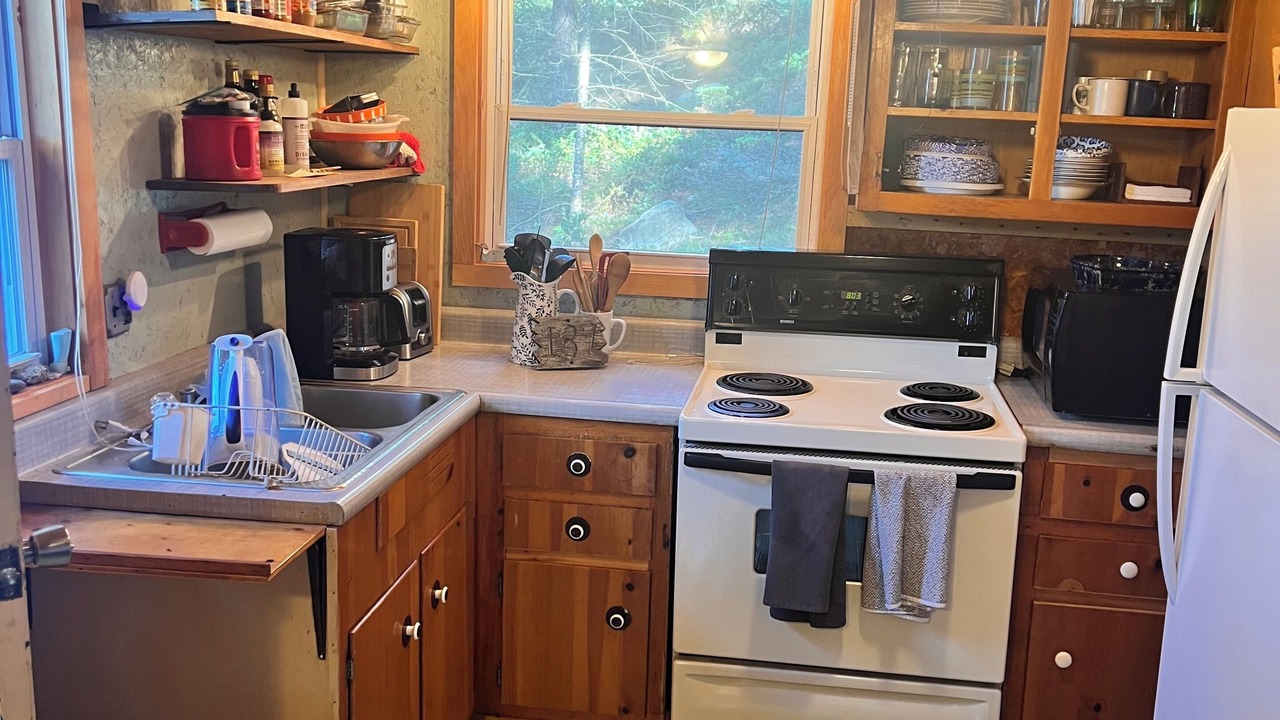 Photo of Kitchen in North Frontenac