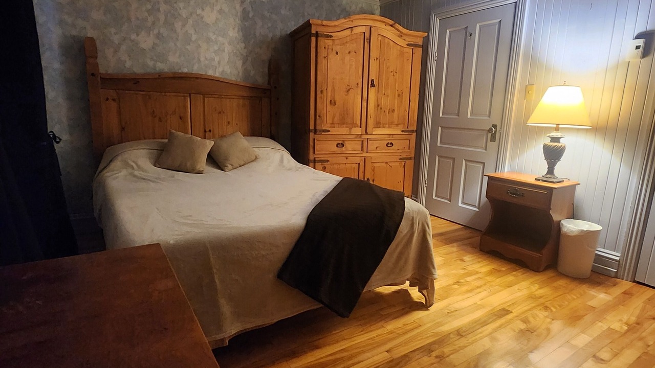 Photo of Bedroom in Stoneham