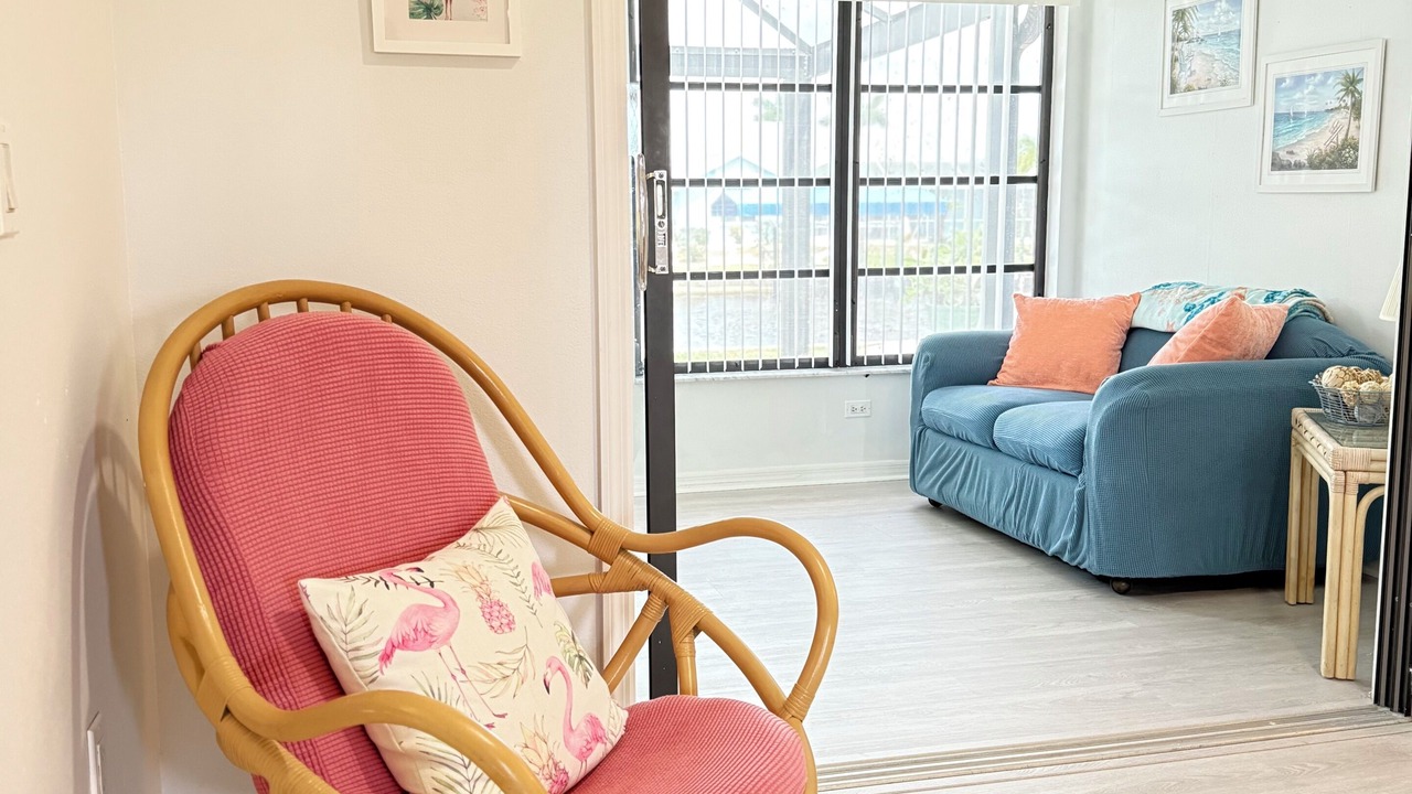Photo of Livingroom in Gulf Cove